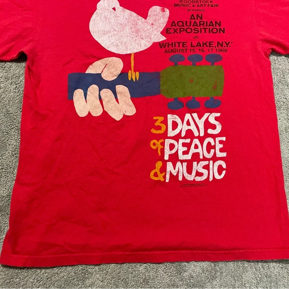 Liquid Blue Woodstock Graphic T Shirt Mens Medium Red - Picture 3 of 11